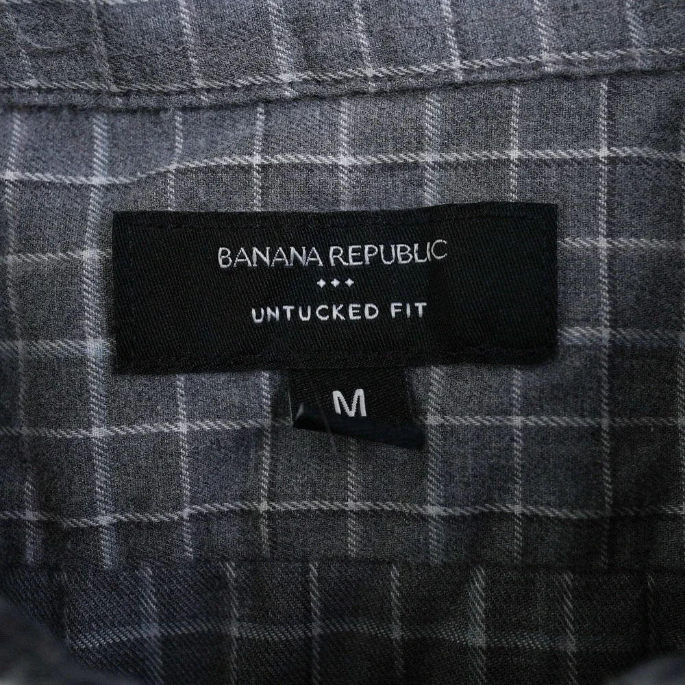 Banana Republic Shirt Button Down Men Medium Grey Windowpane Plaid Untucked Fit
